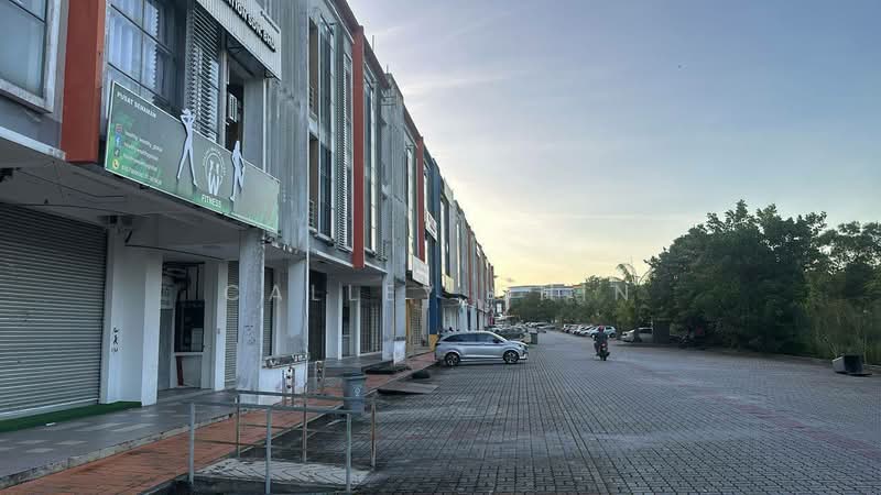 Kedai untuk Dijual di Bandar Seri Alam (Masai) - Calley Chin - Exterior - PropertyGuru.com.my