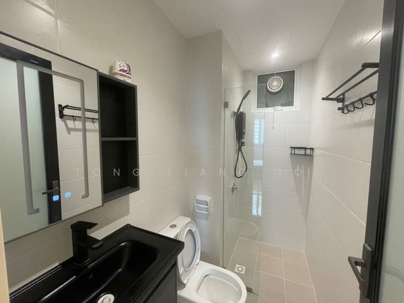 Flat for Rent at IDEAL RESIDENCY - Tong Liang Ooi - Bathroom - PropertyGuru.com.my