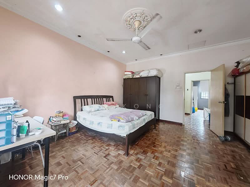 2-storey Terraced House for Sale in Taman Setia Indah (Tebrau) - Min Kong - Bedroom - PropertyGuru.com.my