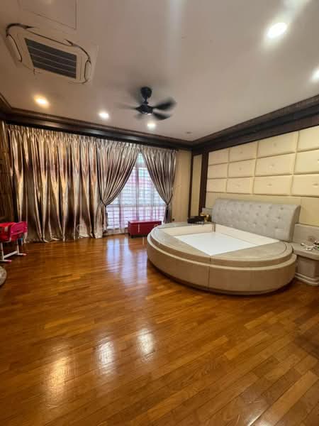 Rumah Berkembar untuk Dijual di Taman Sutera Utama (Skudai) - Christina Ling - PropertyGuru.com.my
