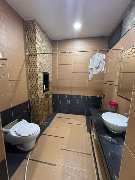Rumah Berkembar untuk Dijual di Taman Sutera Utama (Skudai) - Christina Ling - PropertyGuru.com.my