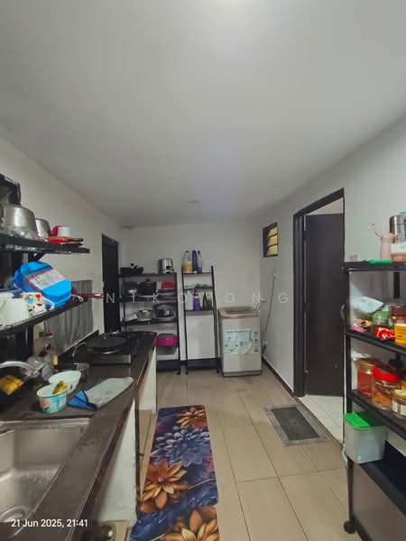 2-storey Terraced House for Sale in Taman Scientex Pasir Gudang (Pasir Gudang) - Niko Ong - Kitchen - PropertyGuru.com.my