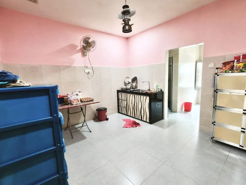 Terraced House for Sale in Skudai (Johor) - Min Kong - Kitchen - PropertyGuru.com.my