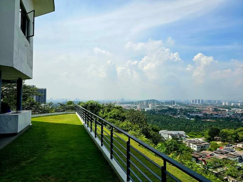 Rumah Berkembar untuk Disewa di Saujana Puchong (Puchong) - Joyce Hoo - Exterior - PropertyGuru.com.my