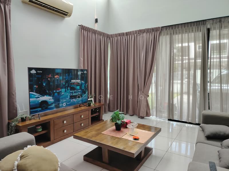 Rumah Berkembar untuk Disewa di Saujana Puchong (Puchong) - Joyce Hoo - Living Room - PropertyGuru.com.my