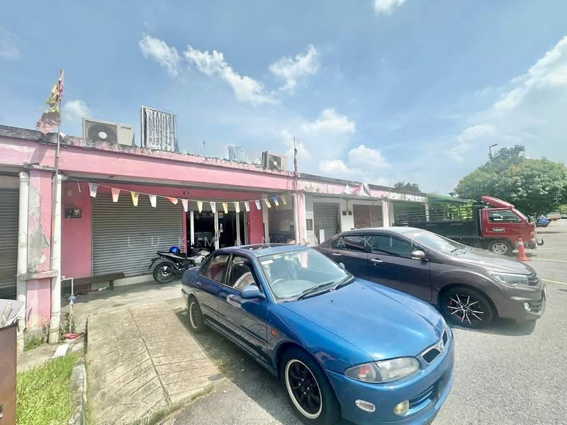 Shop for Sale in Bandar Saujana Putra (Tanjong Duabelas) - Lukman Hakim - PropertyGuru.com.my