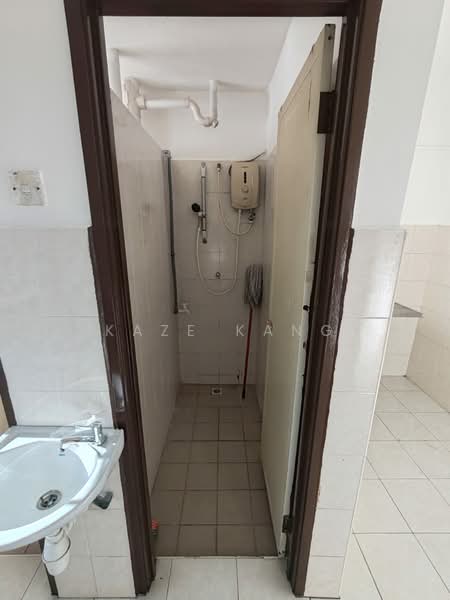 Pangsapuri untuk Disewa di Desa Indah Block 33 - Kaze Kang - PropertyGuru.com.my