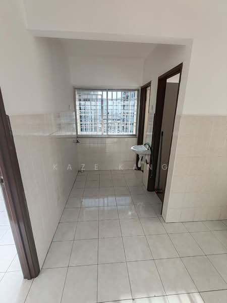Pangsapuri untuk Disewa di Desa Indah Block 33 - Kaze Kang - PropertyGuru.com.my
