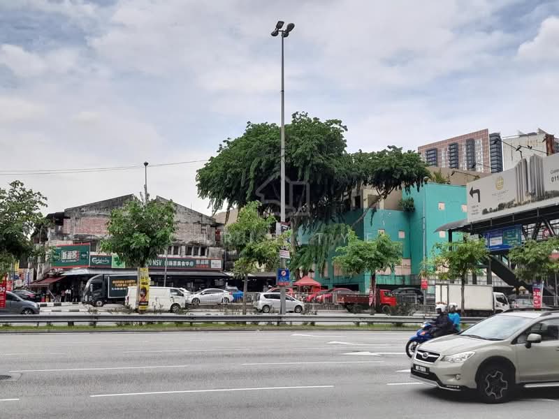 Shop / Office for Sale in Jalan Klang Lama (Old Klang Road) (Kuala Lumpur) - Chris Tye - Exterior - PropertyGuru.com.my