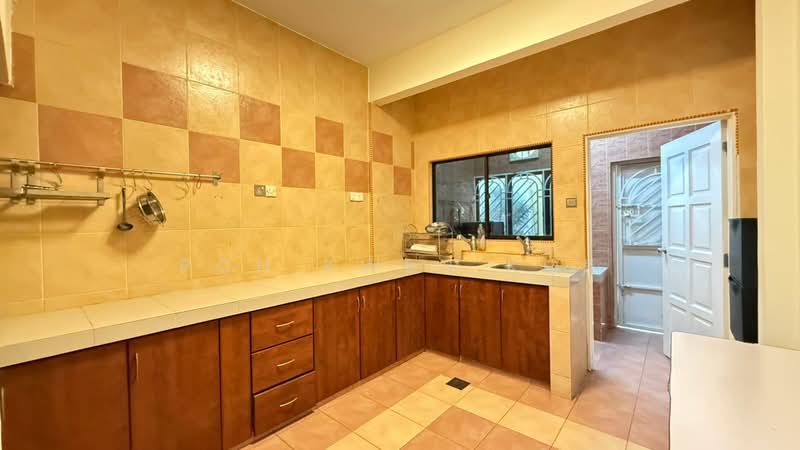 2-storey Terraced House for Sale in Taman Bukit Permai (Ampang) - Poh Kwen Kok - PropertyGuru.com.my