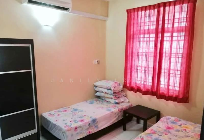 Semi-Detached House for Sale in Mutiara Rini (Skudai) - Janlly Jong - Bedroom - PropertyGuru.com.my