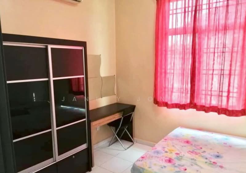 Semi-Detached House for Sale in Mutiara Rini (Skudai) - Janlly Jong - Bedroom - PropertyGuru.com.my