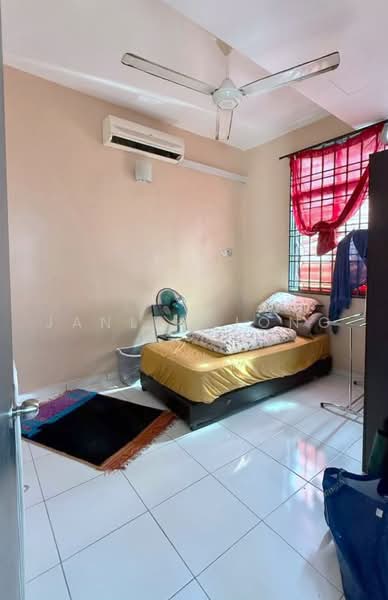 Semi-Detached House for Sale in Mutiara Rini (Skudai) - Janlly Jong - Bedroom - PropertyGuru.com.my