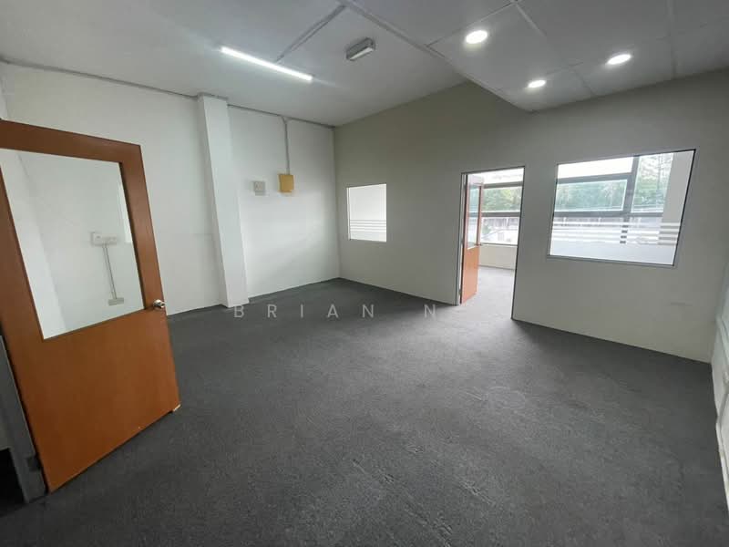 Shop / Office for Rent in Taman Tasik Damai (Sungai Besi) - Brian Ng - Interior - PropertyGuru.com.my