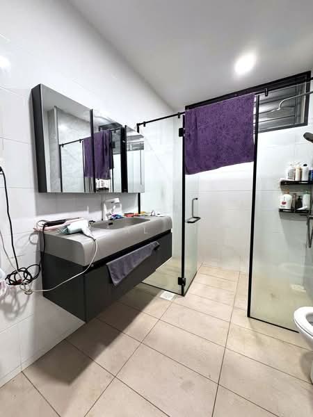 2-storey Terraced House for Sale in Taman Redang (Johor Bahru) - Karl Lim - Bathroom - PropertyGuru.com.my