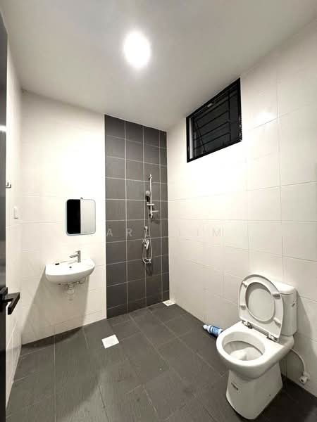2-storey Terraced House for Sale in Taman Redang (Johor Bahru) - Karl Lim - Bathroom - PropertyGuru.com.my