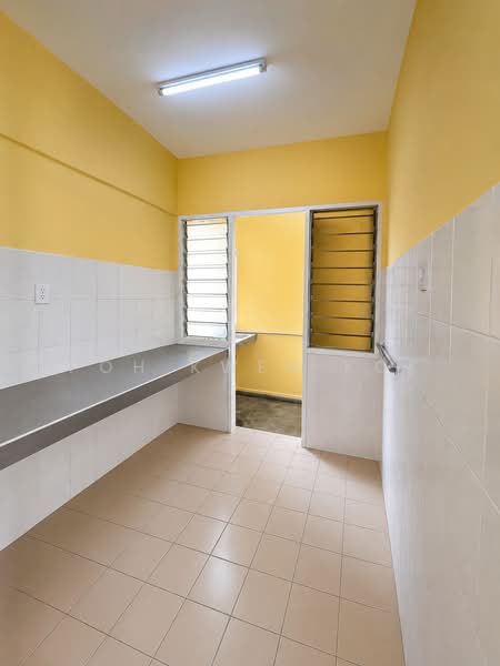 Apartment for Sale at Anggerik Apartment - Poh Kwen Kok - PropertyGuru.com.my