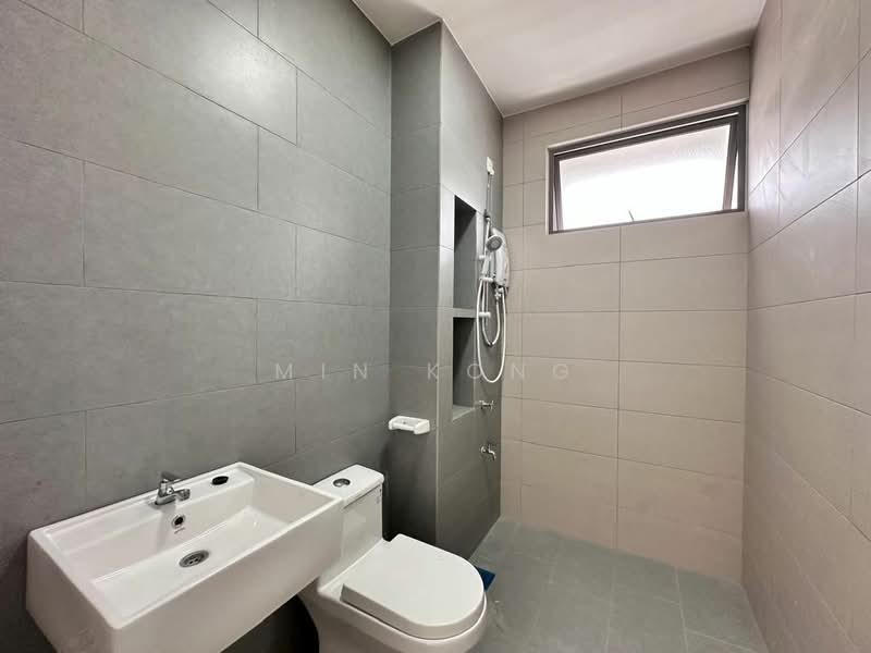 Terraced House for Rent in Taman Mutiara Rini (Skudai) - Min Kong - Bathroom - PropertyGuru.com.my