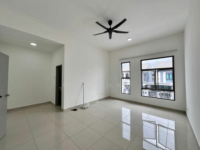 Terraced House for Rent in Taman Mutiara Rini (Skudai) - Min Kong - Living Room - PropertyGuru.com.my
