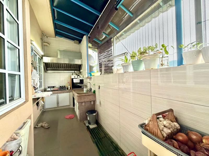 Rumah Berkembar untuk Dijual di Ukay Perdana (Ulu Kelang) - Abid Sabarudin - Kitchen - PropertyGuru.com.my