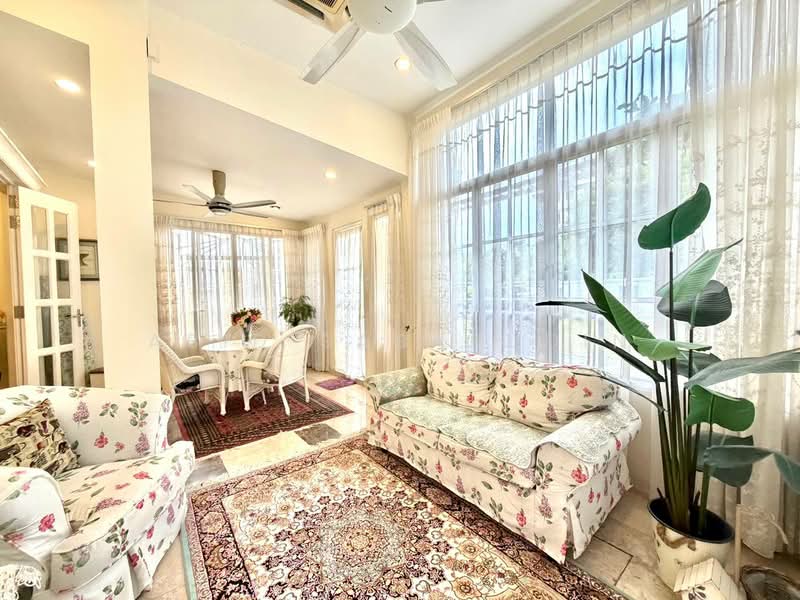 Rumah Berkembar untuk Dijual di Ukay Perdana (Ulu Kelang) - Abid Sabarudin - Living Room - PropertyGuru.com.my