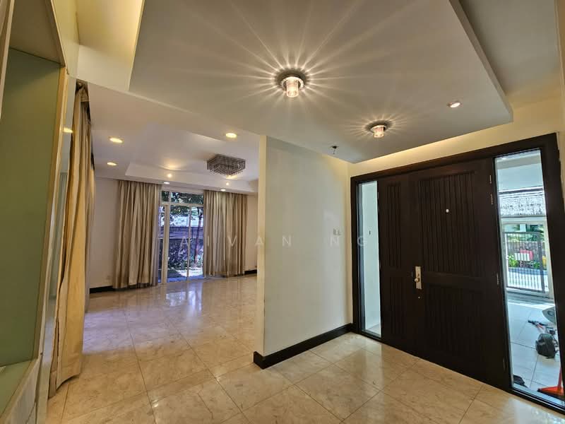 Rumah Banglo untuk Dijual di Mont Kiara (Kuala Lumpur) - Aivan Ng - Entrance - PropertyGuru.com.my