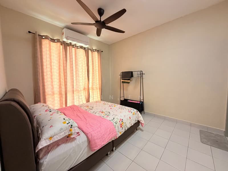 Kondominium untuk Disewa di Seri Serindit Residence - CHIN FN - Bedroom - PropertyGuru.com.my