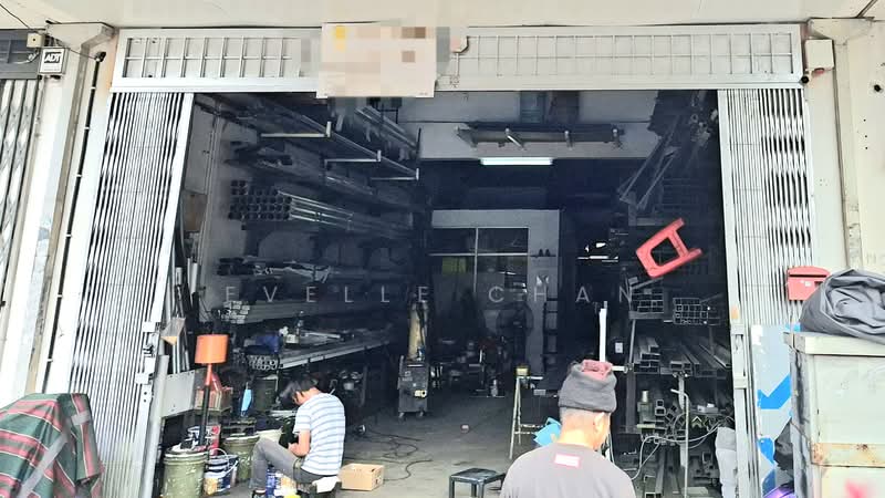 Kilang untuk Dijual di Taman Perindustrian Puchong Utama (Puchong) - Evelle Chan - Exterior - PropertyGuru.com.my