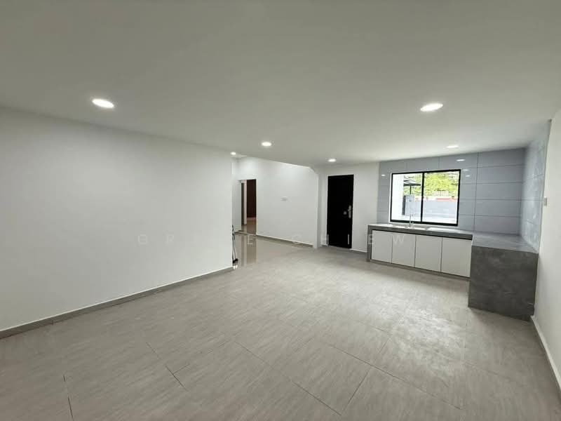 Semi-Detached House for Sale in Johor Bahru (Johor) - Grace Chiew - Living Room - PropertyGuru.com.my