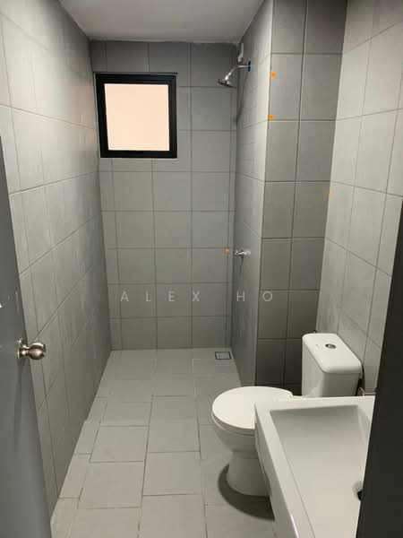 Servis Apartment untuk Disewa di E'Island Lake Haven - Alex Ho - Bathroom - PropertyGuru.com.my