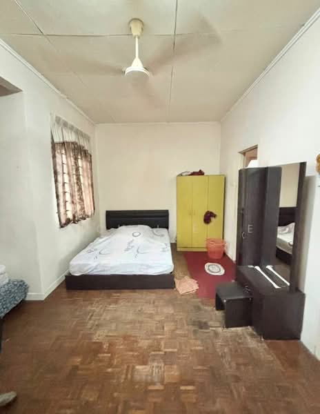 Rumah Teres 2 Tingkat untuk Dijual di Taman Pasir Putih (Pasir Gudang) - Michelle He - Bedroom - PropertyGuru.com.my