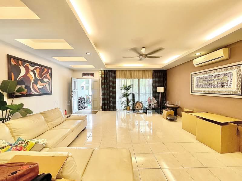 Rumah Teres 2 Tingkat untuk Dijual di Bandar Nusaputra (Puchong) - Norafian SMH - Living Room - PropertyGuru.com.my