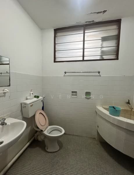 Rumah Teres 2 Tingkat untuk Dijual di Pulau Tikus (Penang) - Steven Hng - Bathroom - PropertyGuru.com.my
