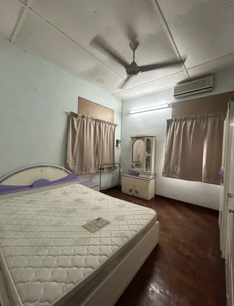 Rumah Teres 2 Tingkat untuk Dijual di Pulau Tikus (Penang) - Steven Hng - Bedroom - PropertyGuru.com.my