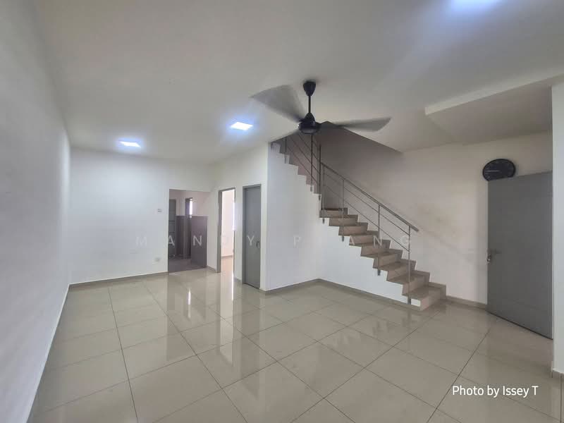 2-storey Terraced House for Rent in Bercham (Ipoh) - Mandy Phang - Living Room - PropertyGuru.com.my
