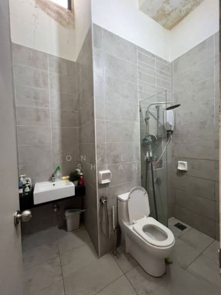2-storey Terraced House for Sale in Taman Ekoflora (Johor Bahru) - Ong Lih Shyan - Bathroom - PropertyGuru.com.my