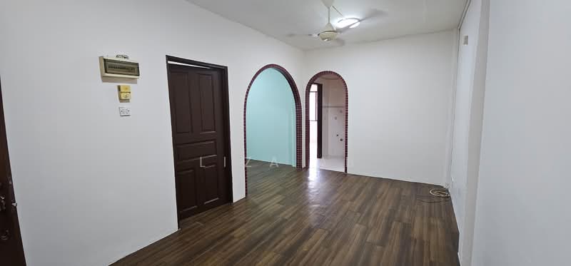 Rumah Flat untuk Dijual di Taman Desaria - Liza AB - Interior - PropertyGuru.com.my