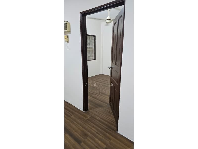 Rumah Flat untuk Dijual di Taman Desaria - Liza AB - Interior - PropertyGuru.com.my