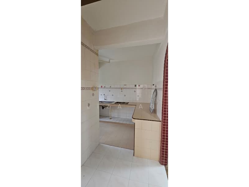 Rumah Flat untuk Dijual di Taman Desaria - Liza AB - Kitchen - PropertyGuru.com.my