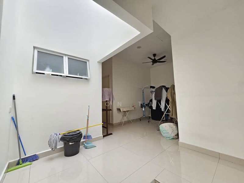 2-storey Terraced House for Sale in Taman Lestari Putra (Seri Kembangan) - Jason Tan - Interior - PropertyGuru.com.my