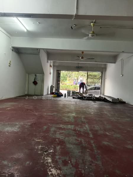Shop for Rent in Bukit Sentosa (Rawang) - Josh Chong - Interior - PropertyGuru.com.my