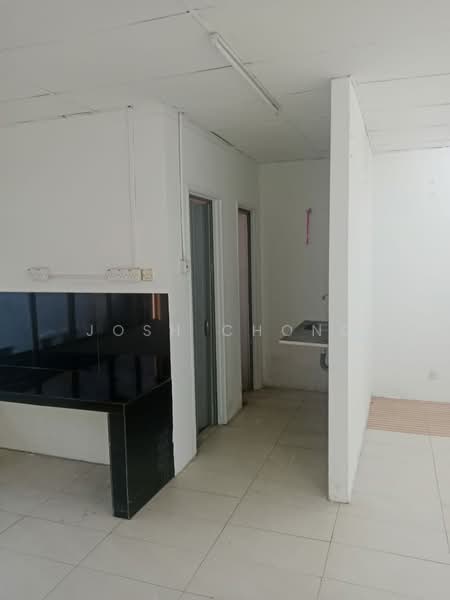 Shop for Rent in Bukit Sentosa (Rawang) - Josh Chong - Interior - PropertyGuru.com.my