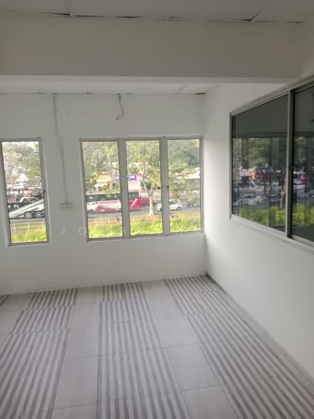 Shop for Rent in Bukit Sentosa (Rawang) - Josh Chong - Interior - PropertyGuru.com.my