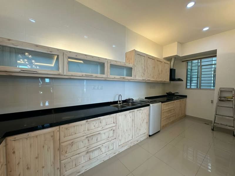 Condominium for Rent at Boulevard Condominium (BLVD) - Xinnee . - Kitchen - PropertyGuru.com.my
