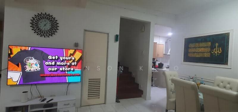 2.5-storey Terraced House for Sale in Taman Aman Putra (Puchong) - Johnson Khoo - Living Room - PropertyGuru.com.my
