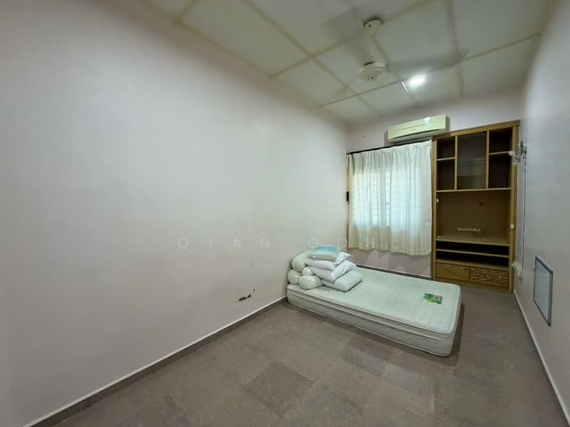 Rumah Teres 2 Tingkat untuk Dijual di Sungai Nibong (Bayan Lepas) - Qyan Goh - Bedroom - PropertyGuru.com.my