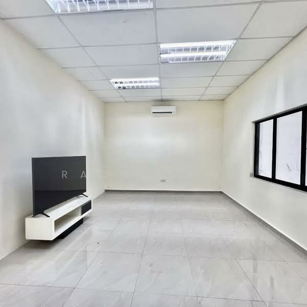 Commercial Semi-D for Rent in Taman Scientex Utama (Senai) - Rachel Goh - Interior - PropertyGuru.com.my