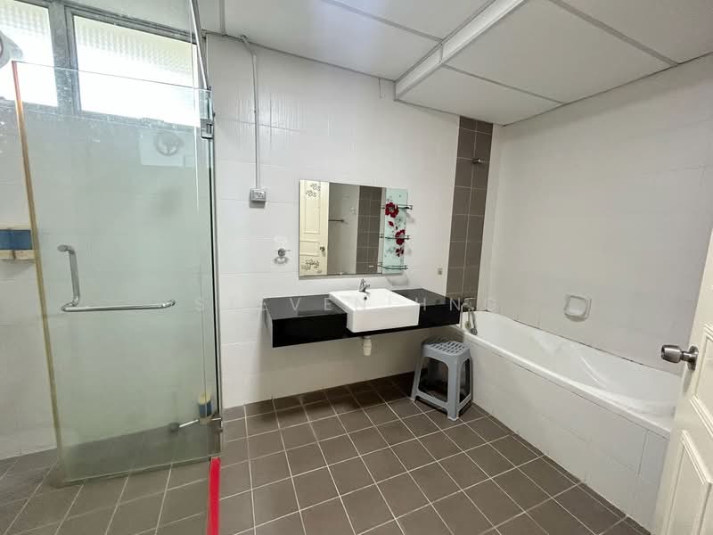Condominium for Sale at The Waterfront Condominium - Steven Hng - Bathroom - PropertyGuru.com.my
