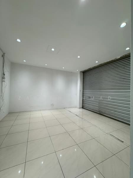 Shop / Office for Sale in Bandar Baru Bangi (Selangor) - Zaidah Ahmad - Interior - PropertyGuru.com.my