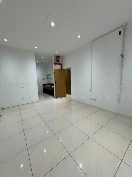 Shop / Office for Sale in Bandar Baru Bangi (Selangor) - Zaidah Ahmad - Interior - PropertyGuru.com.my